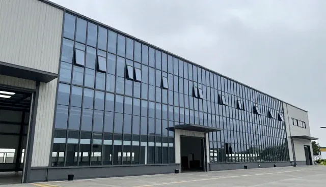 网站托管选型与维护建议：如何选择适合自身业务的托管方案